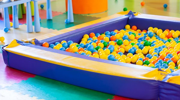 Ma première piscine à balle : l'éveil en s'amusant !